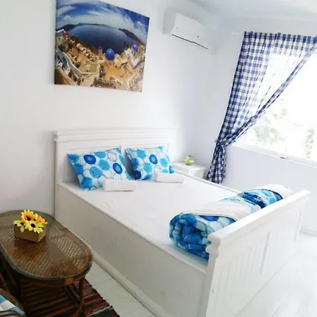 Yavor Hotel 2*