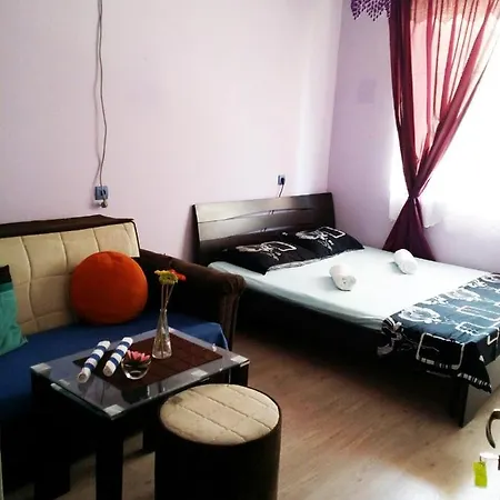 Yavor Hotel